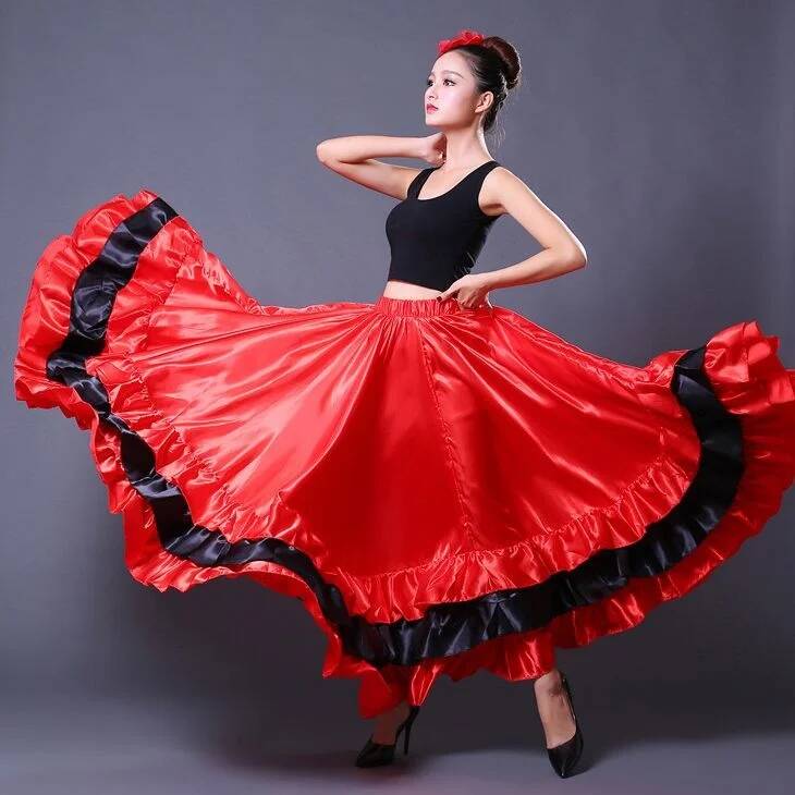Skirt Gypsy Woman Spanish Flam – Drone Camera Stabilized Bewertung und Preis
